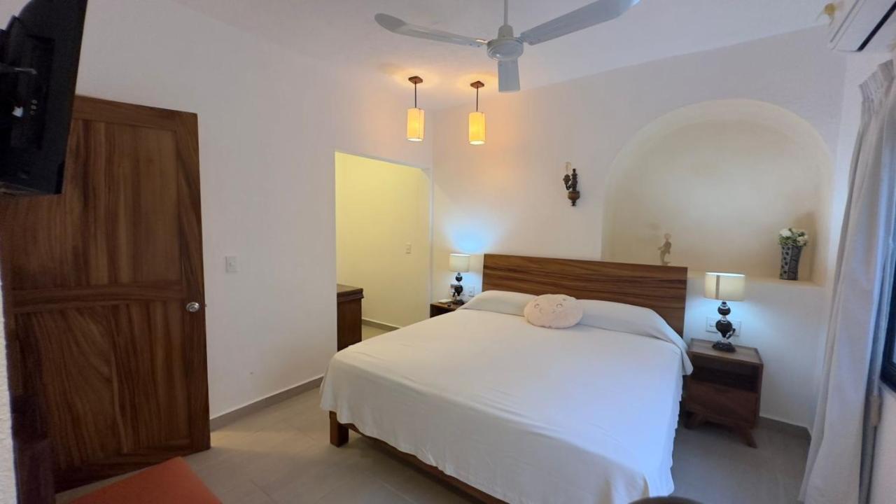 ホテル Casa Puerto Viejo プエルト・エスコンディード エクステリア 写真